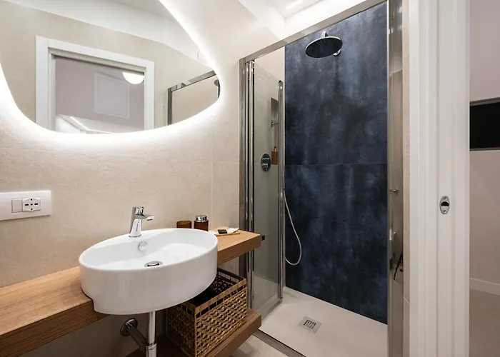 Na'more Πανσιόν 4*